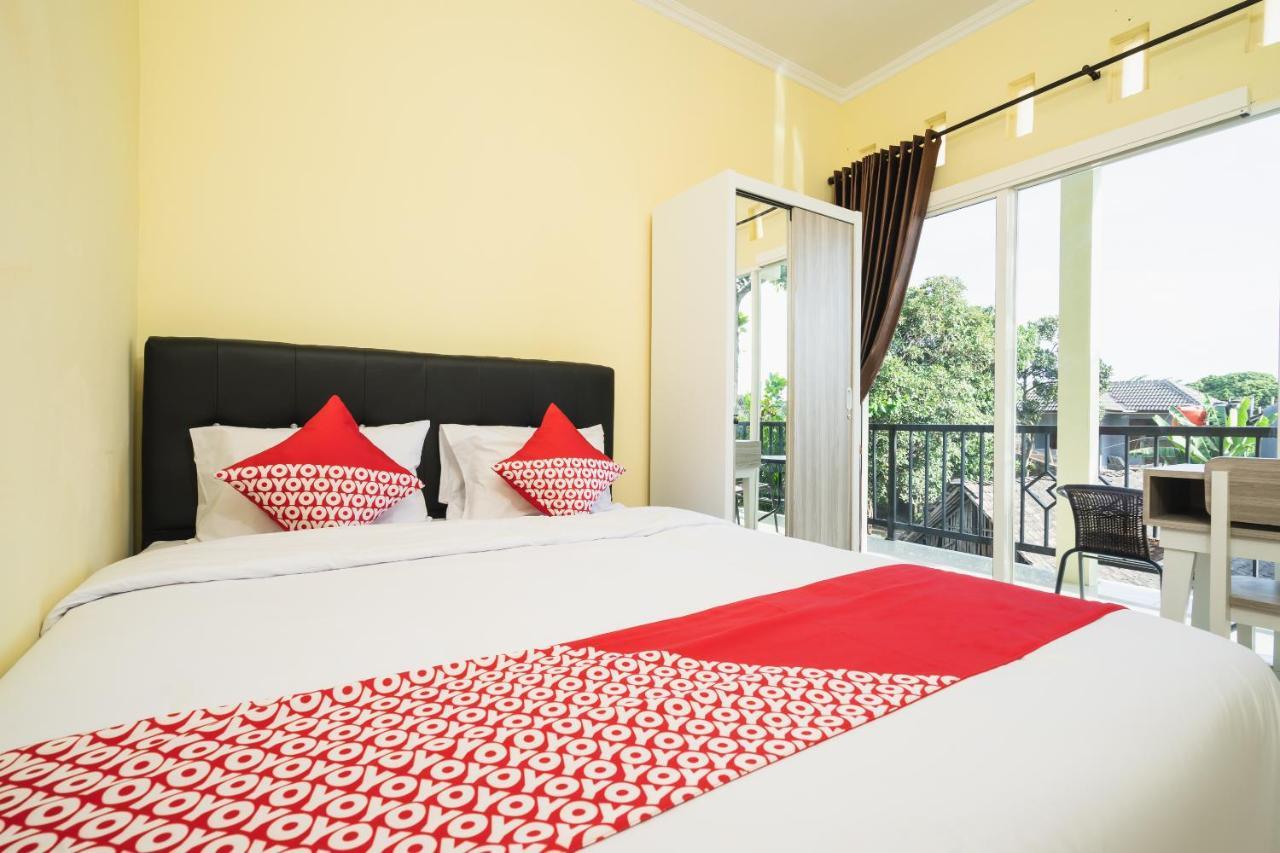 Oyo 1855 Elise Exclusive Residence Balong  Exterior photo